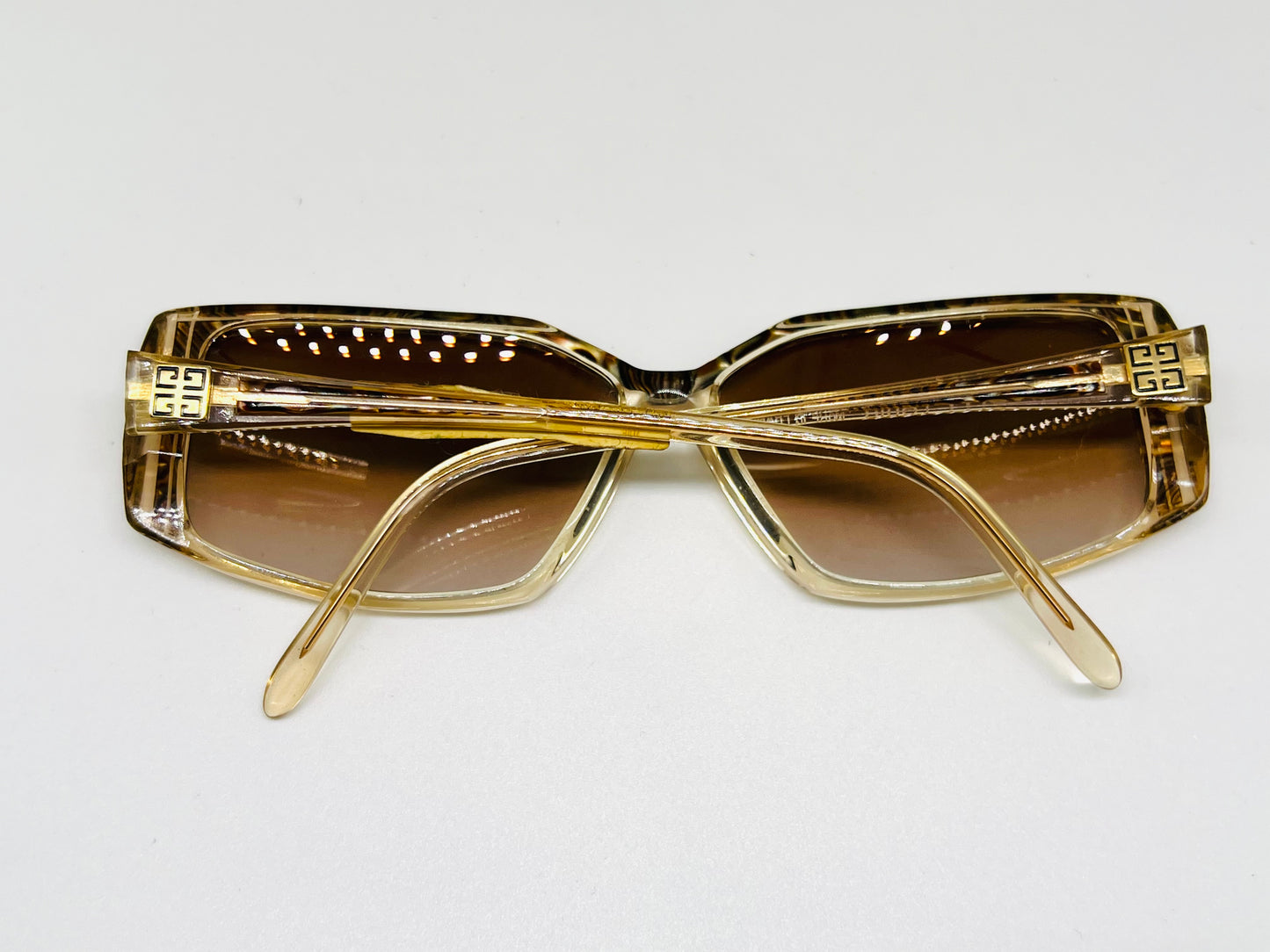 Givenchy Paris Mod.857 Made in France