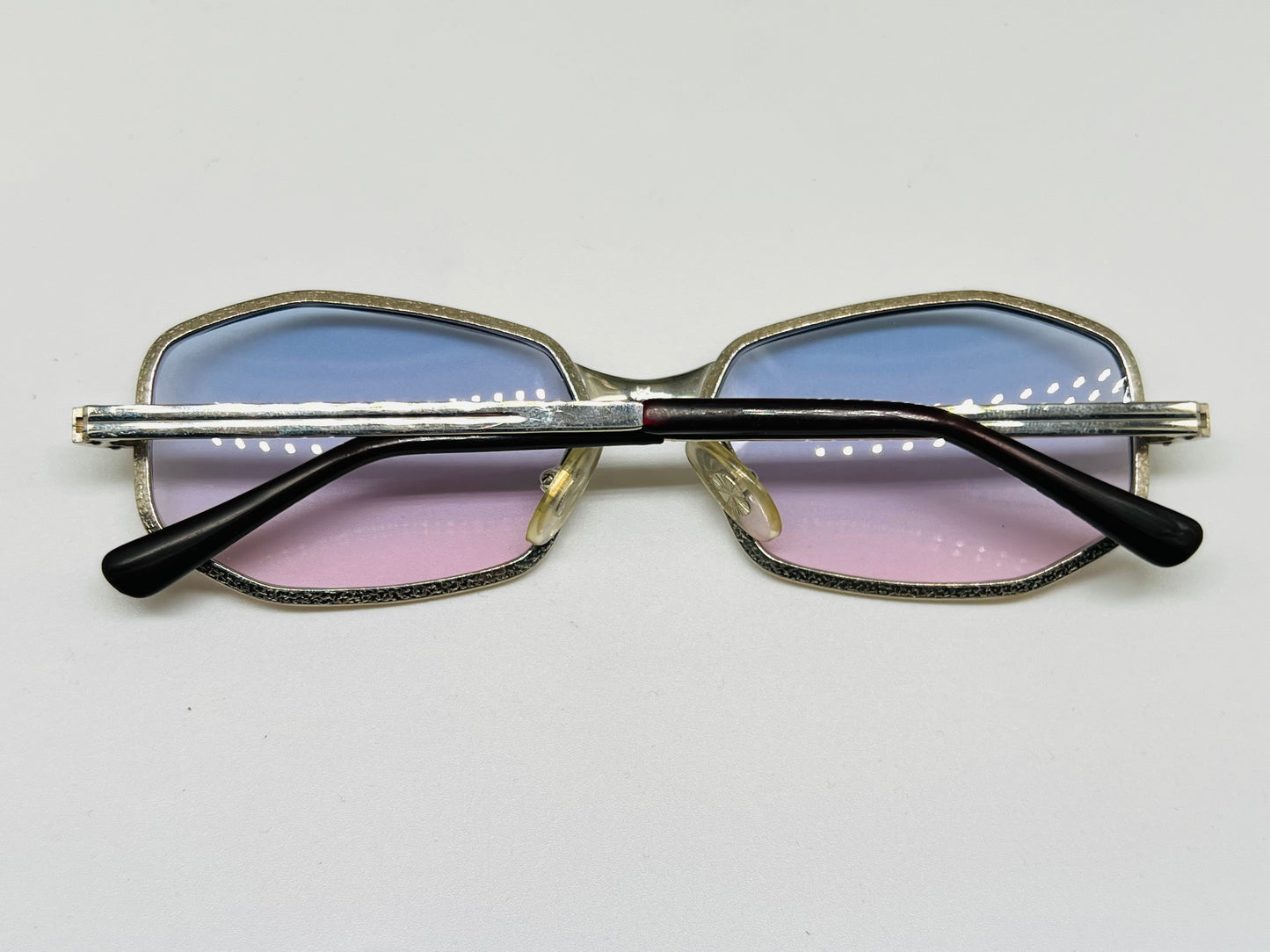 Occhiale 100% artiginanale Made in France anni 70 in oro bianco 14k