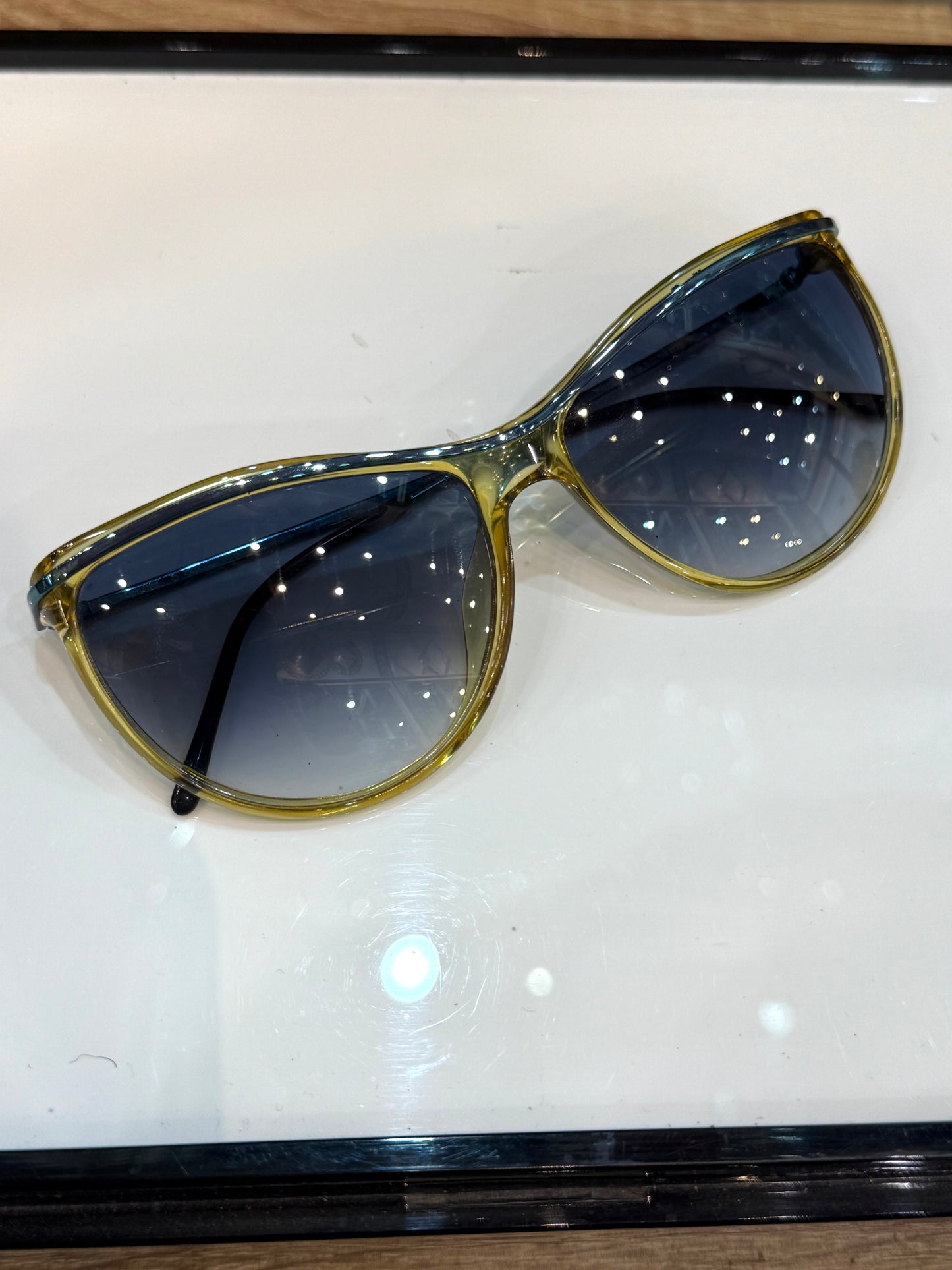 Saphira - vintage 80’s - made in Austria