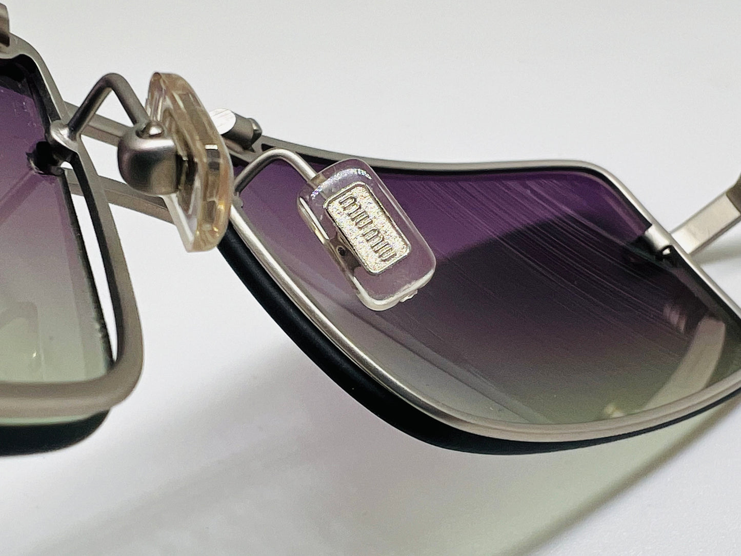 Miu Miu Mod.SMU53B Violet Titanium Frame