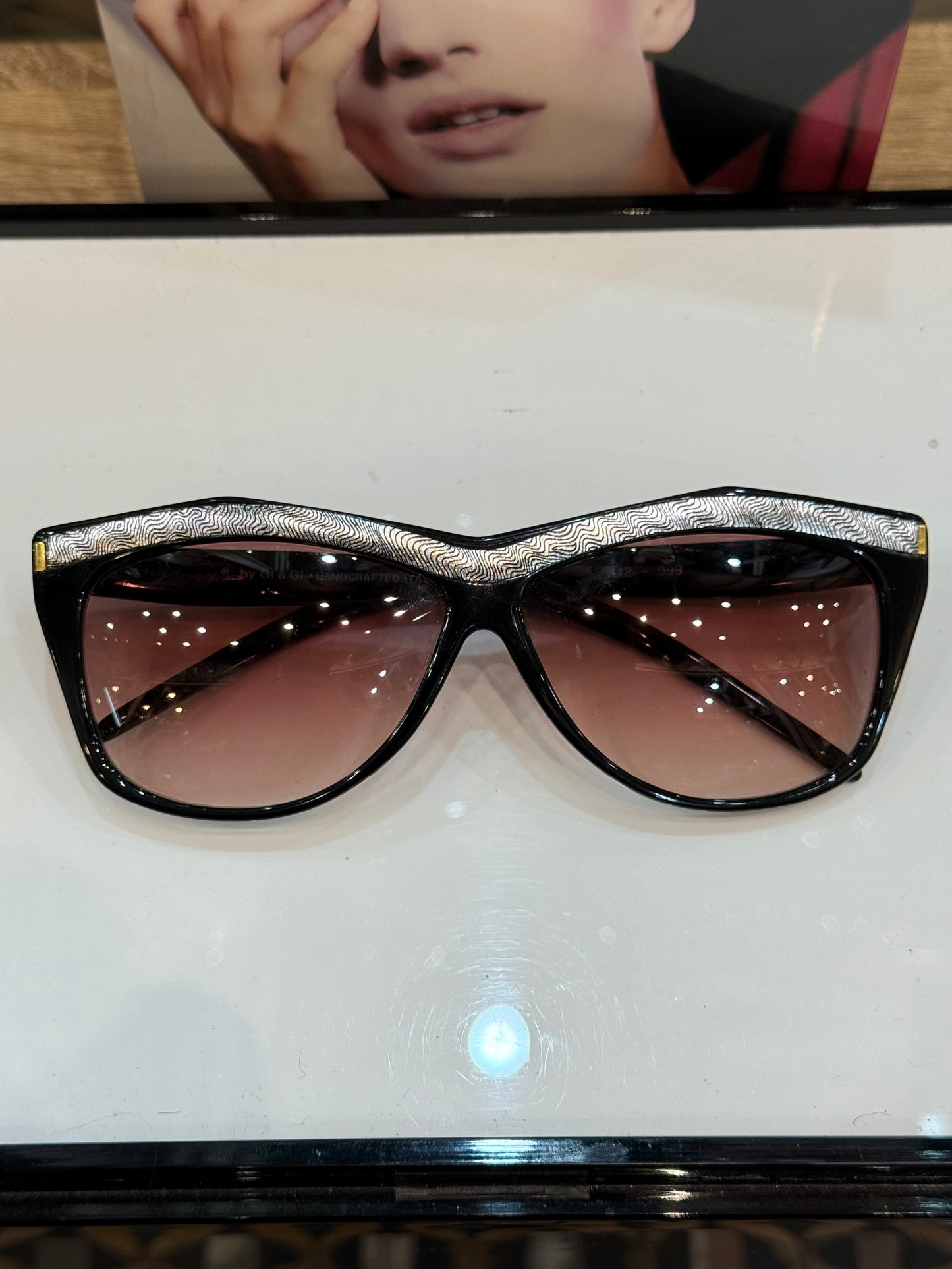 Genny Black - vintage 80’s - handcrafted - Made in Italy