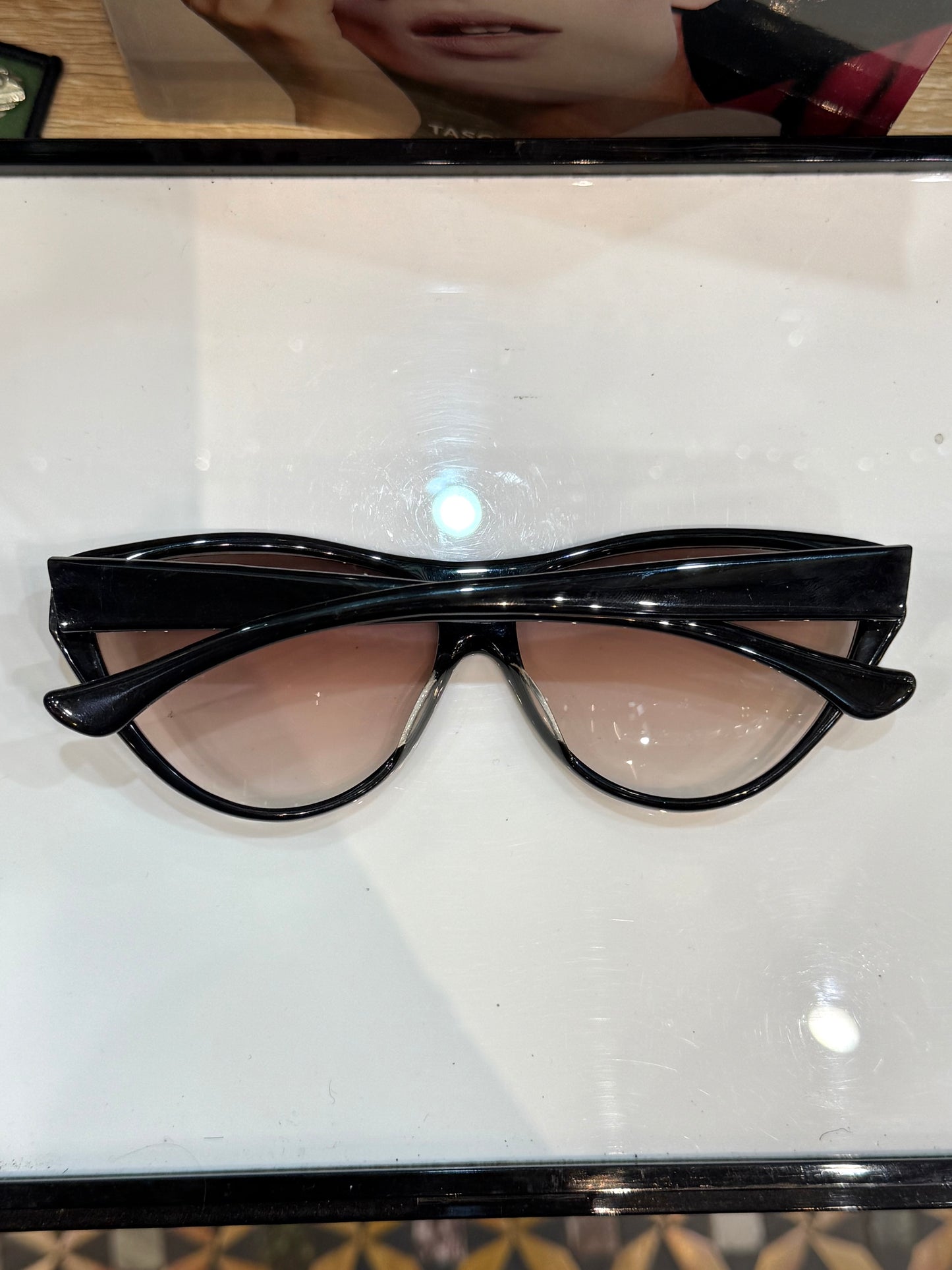 Anne Marie Perris - vintage 70’s - handmade frame - Made in Italy