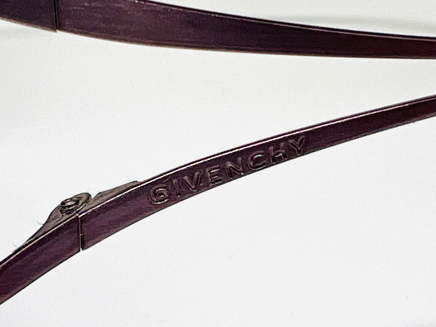 Givenchy Mod.VGV074 Violet Frame in titanio