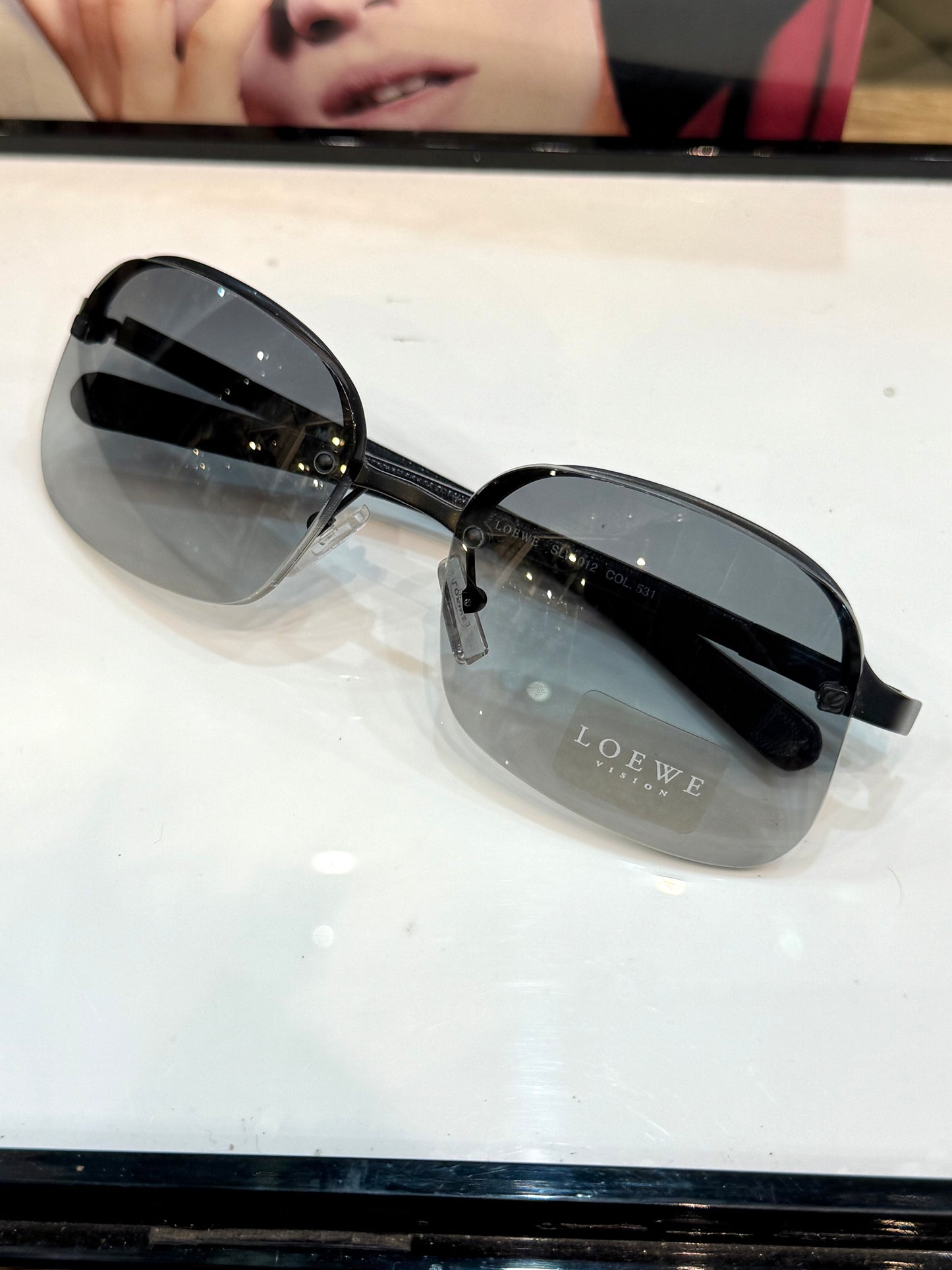 Loewe - vintage 2000’s - Made in Italy - genuine leather frame